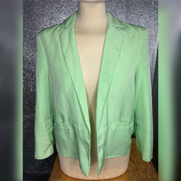 Blazer - Picture 1 of 11